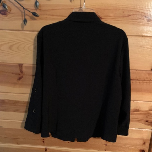 Black Snap-front Blouse - Picture 2 of 3